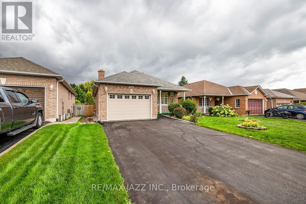 875 Beatrice Street E, Oshawa, Ontario  L1K 2H8 - Photo 3 - E12479170