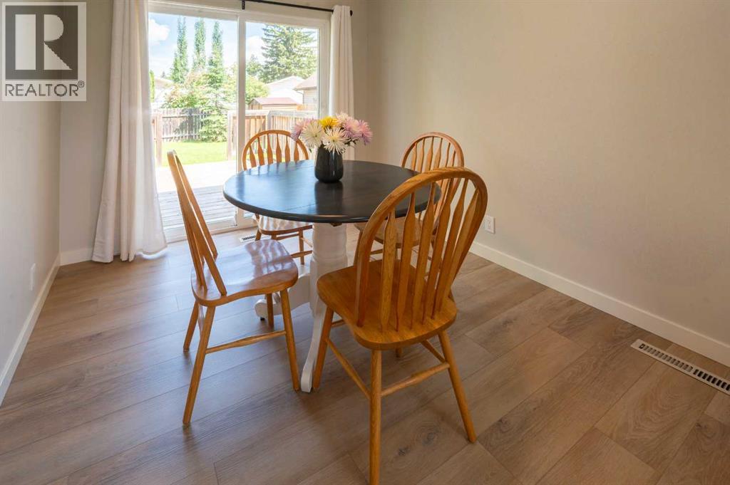 19 Sherwood Crescent, Red Deer, Alberta  T4N 0A4 - Photo 12 - A2257981