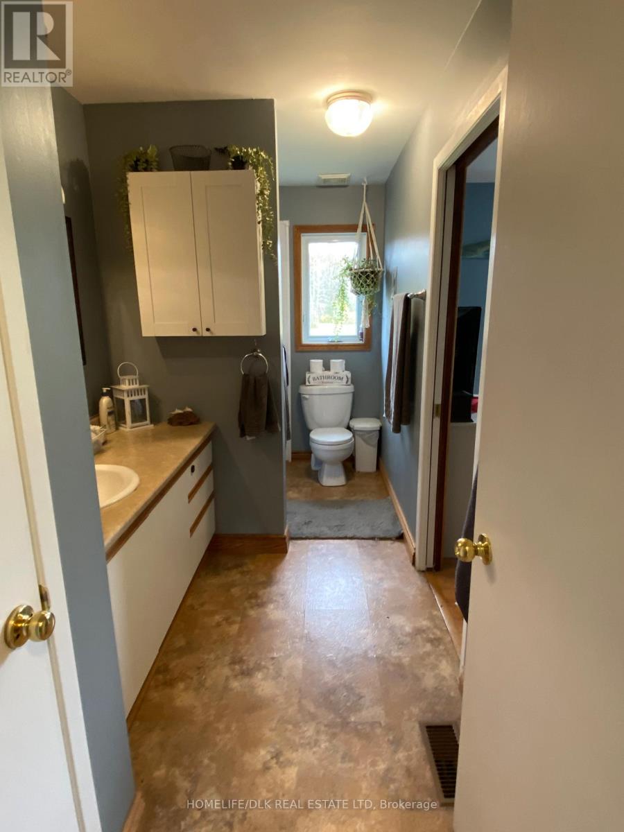 947 Townline Road N, North Grenville, Ontario  K0G 1J0 - Photo 14 - X12479135