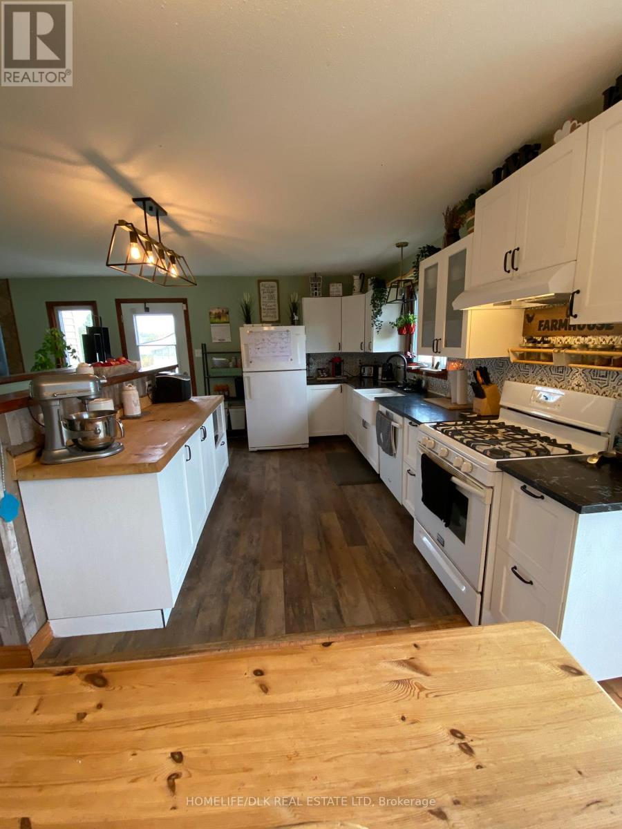 947 Townline Road N, North Grenville, Ontario  K0G 1J0 - Photo 8 - X12479135