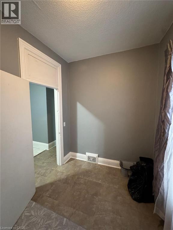 25 West Avenue N, Hamilton, Ontario  L8L 5B9 - Photo 20 - 40780799