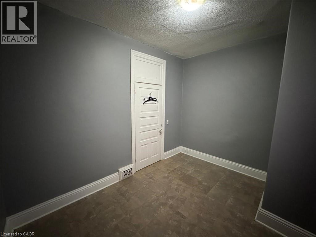 25 West Avenue N, Hamilton, Ontario  L8L 5B9 - Photo 22 - 40780799