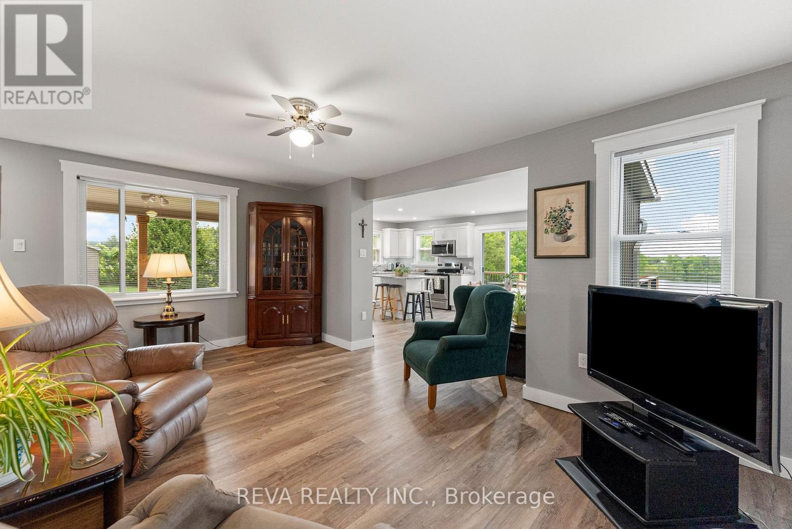 83 Siberia Road, Madawaska Valley, Ontario  K0J 1B0 - Photo 10 - X12479146