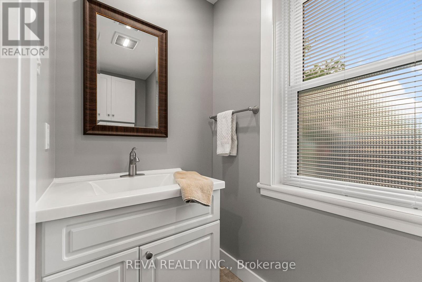 83 Siberia Road, Madawaska Valley, Ontario  K0J 1B0 - Photo 13 - X12479146