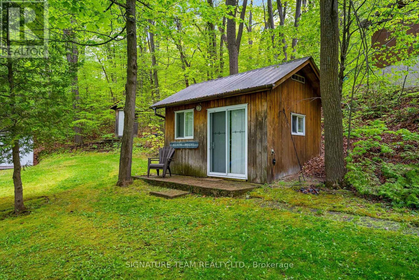 585b Two Mile Trail, Whitewater Region, Ontario  K8A 6W3 - Photo 14 - X12476616