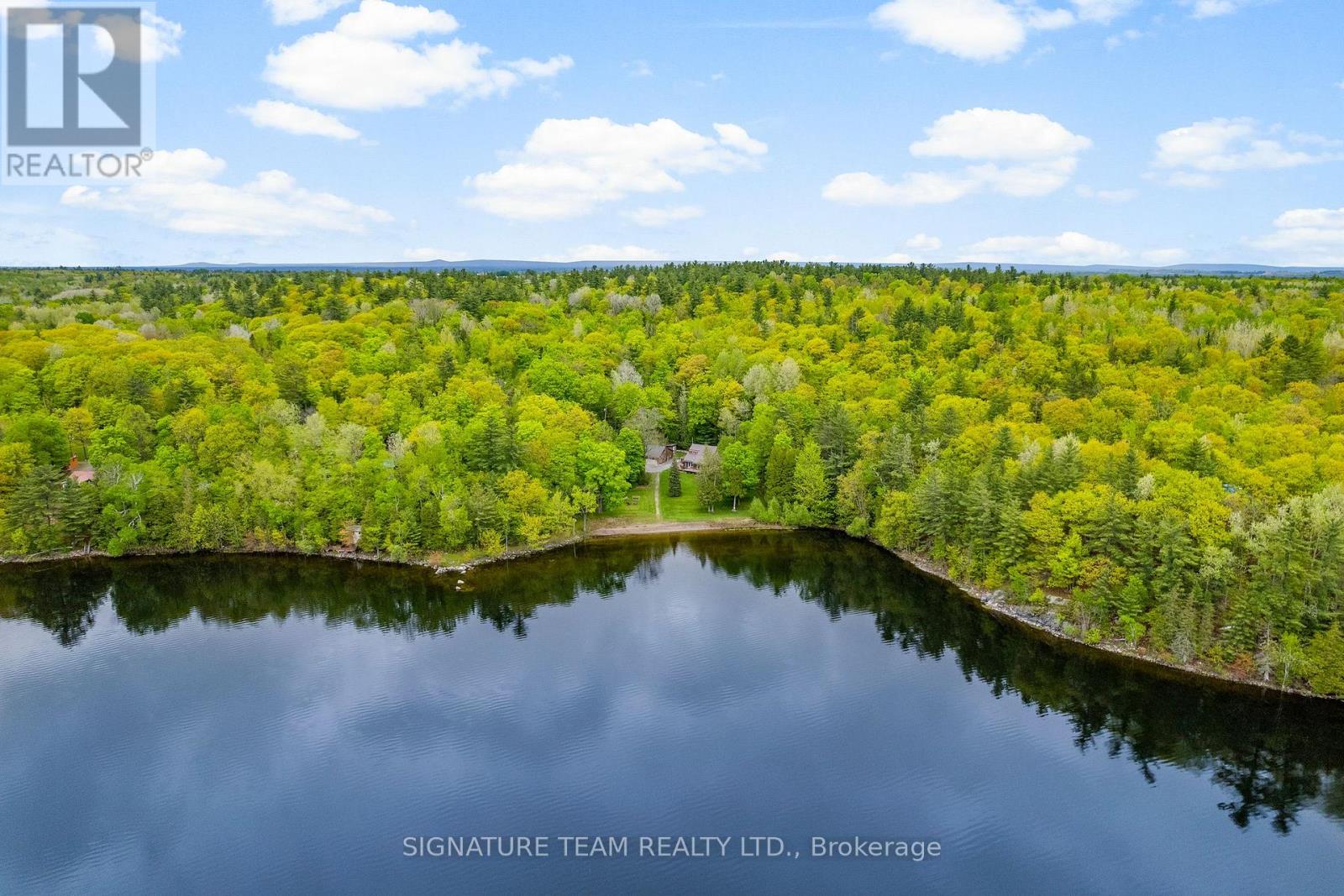 585b Two Mile Trail, Whitewater Region, Ontario  K8A 6W3 - Photo 5 - X12476616