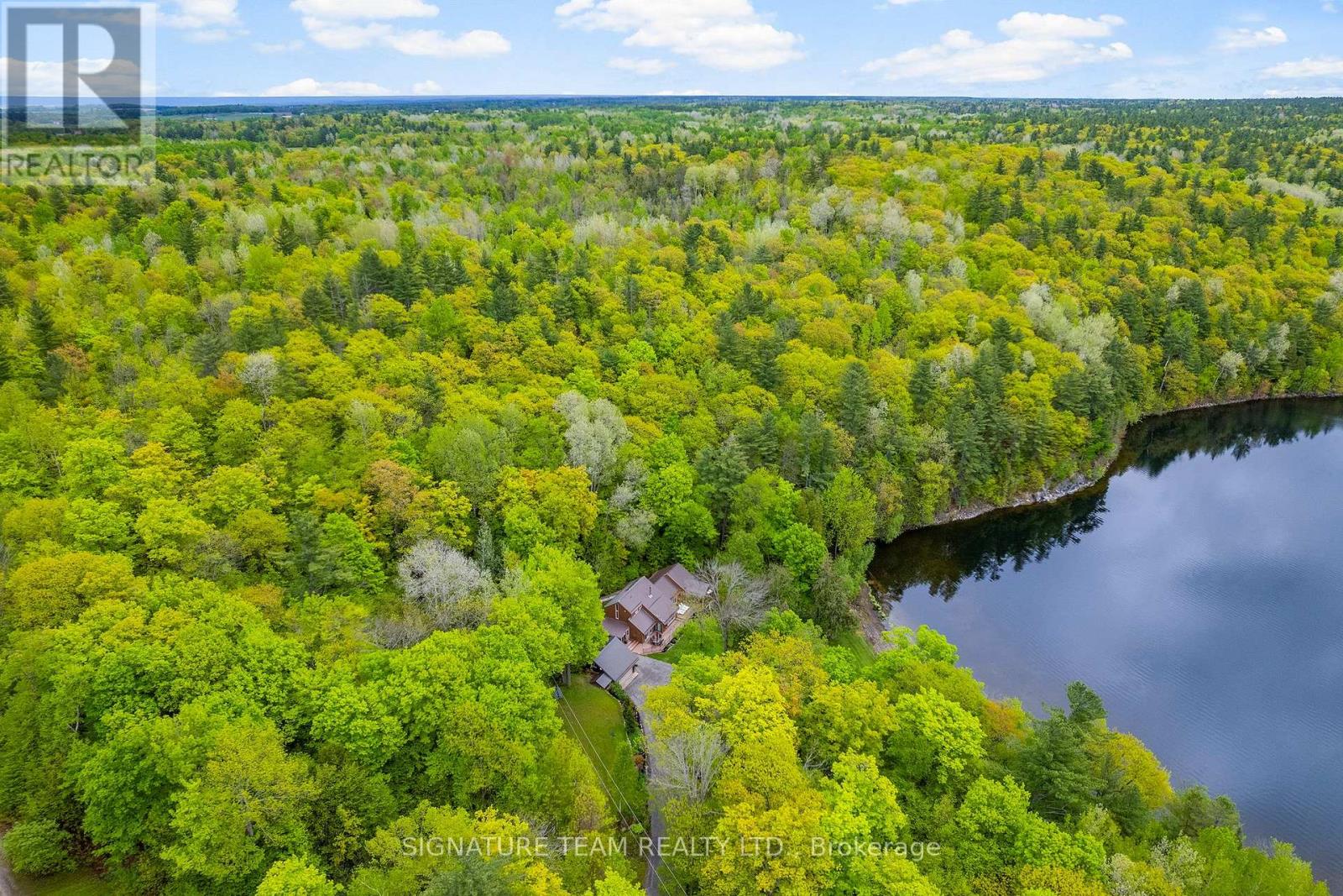 585b Two Mile Trail, Whitewater Region, Ontario  K8A 6W3 - Photo 6 - X12476616