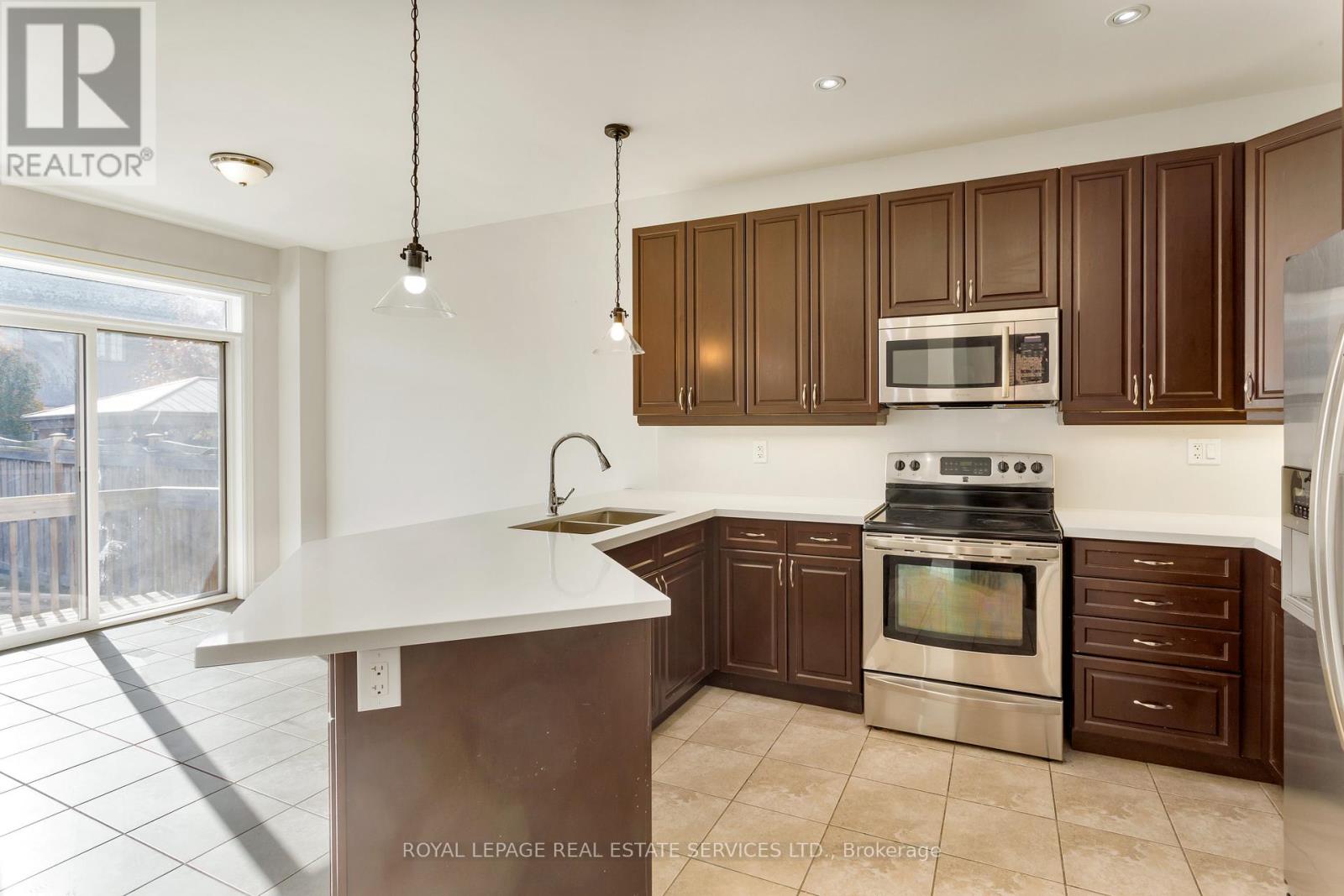 2464 Quetico Crescent, Oakville, Ontario  L6M 0R4 - Photo 14 - W12479084