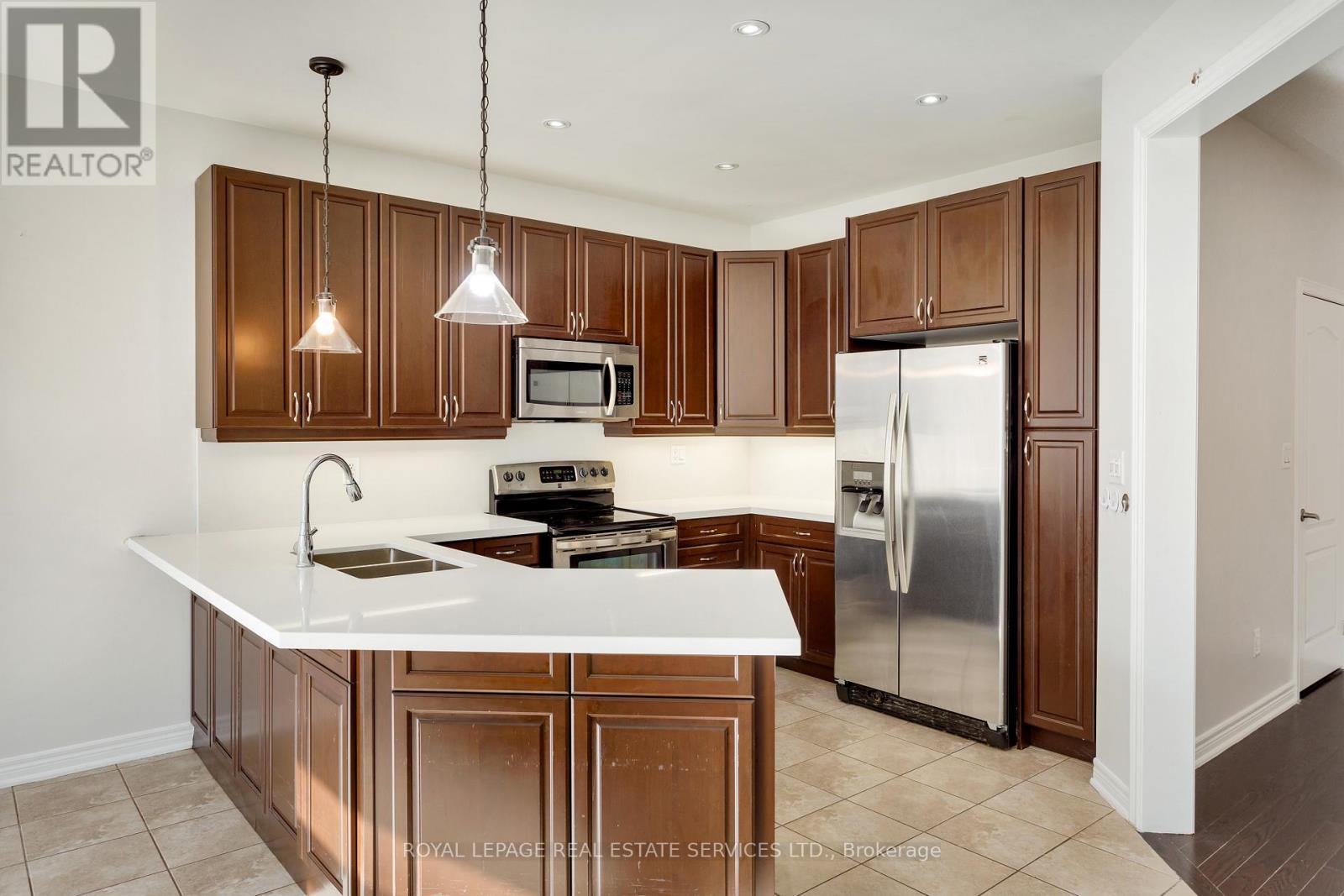2464 Quetico Crescent, Oakville, Ontario  L6M 0R4 - Photo 15 - W12479084