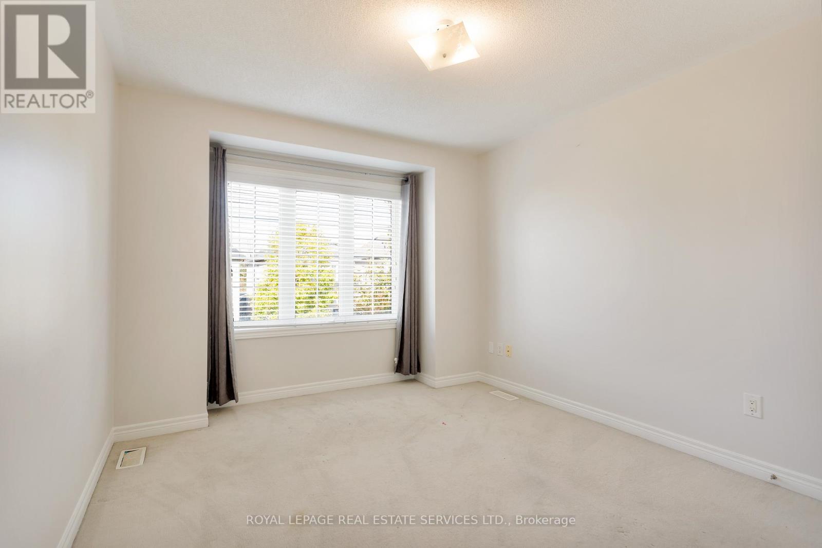 2464 Quetico Crescent, Oakville, Ontario  L6M 0R4 - Photo 27 - W12479084
