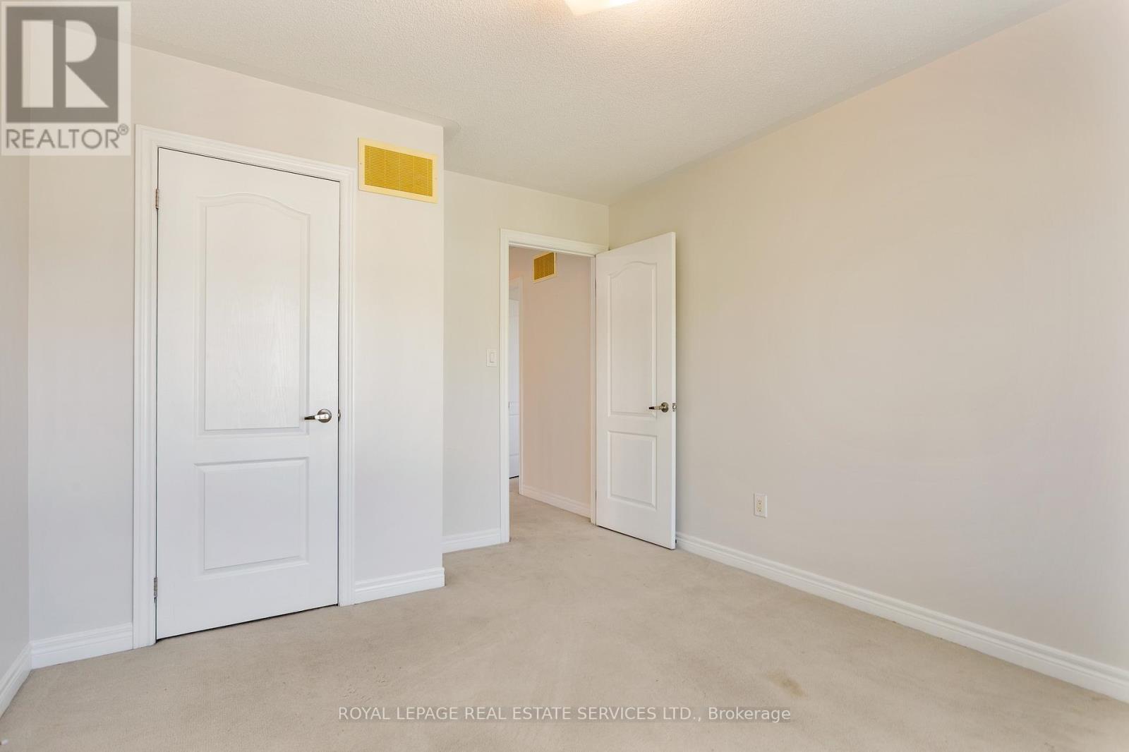 2464 Quetico Crescent, Oakville, Ontario  L6M 0R4 - Photo 28 - W12479084
