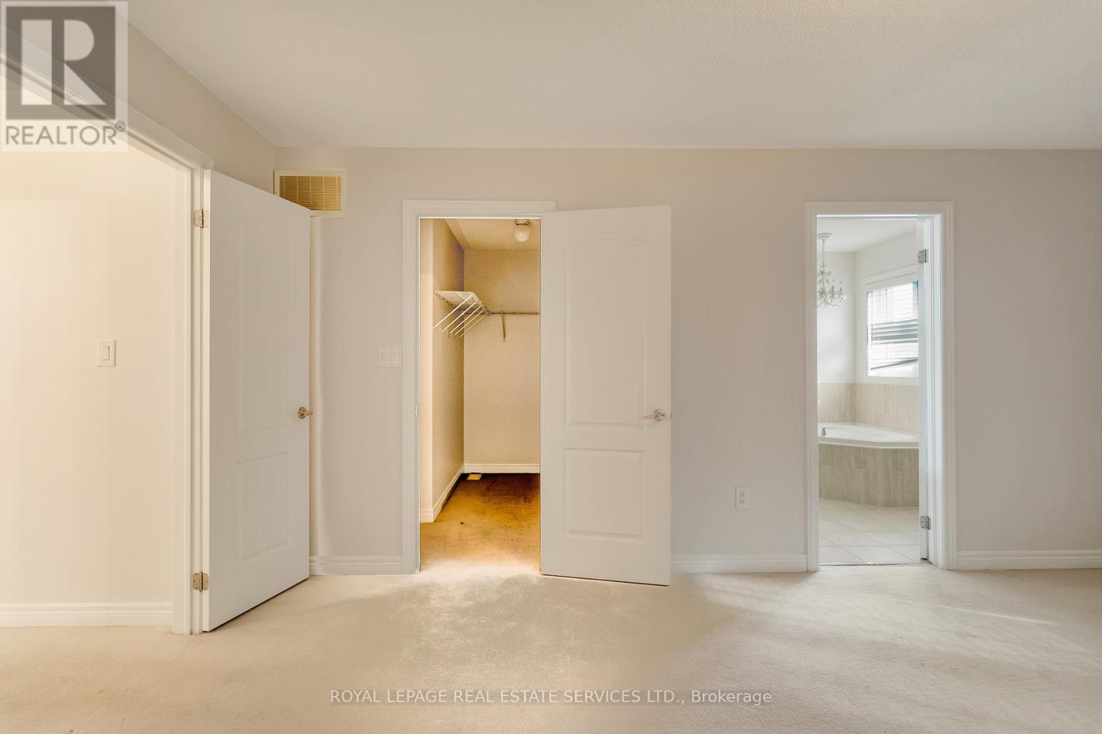 2464 Quetico Crescent, Oakville, Ontario  L6M 0R4 - Photo 39 - W12479084