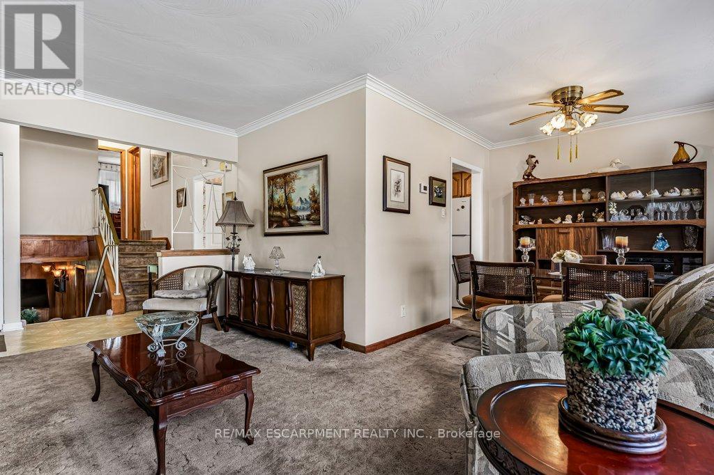 526 Elwood Road, Burlington, Ontario  L7N 3C7 - Photo 12 - W12479088