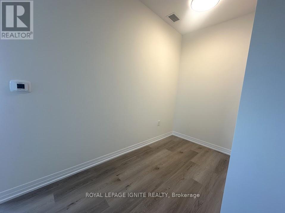 412 - 15 Watergarden Drive, Mississauga, Ontario  L5R 0H4 - Photo 22 - W12479093