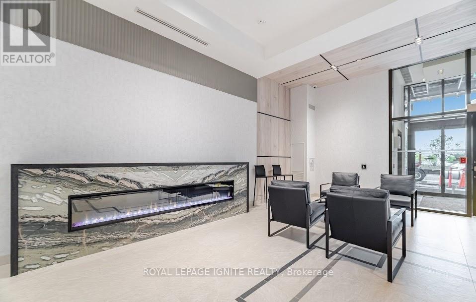 412 - 15 Watergarden Drive, Mississauga, Ontario  L5R 0H4 - Photo 3 - W12479093