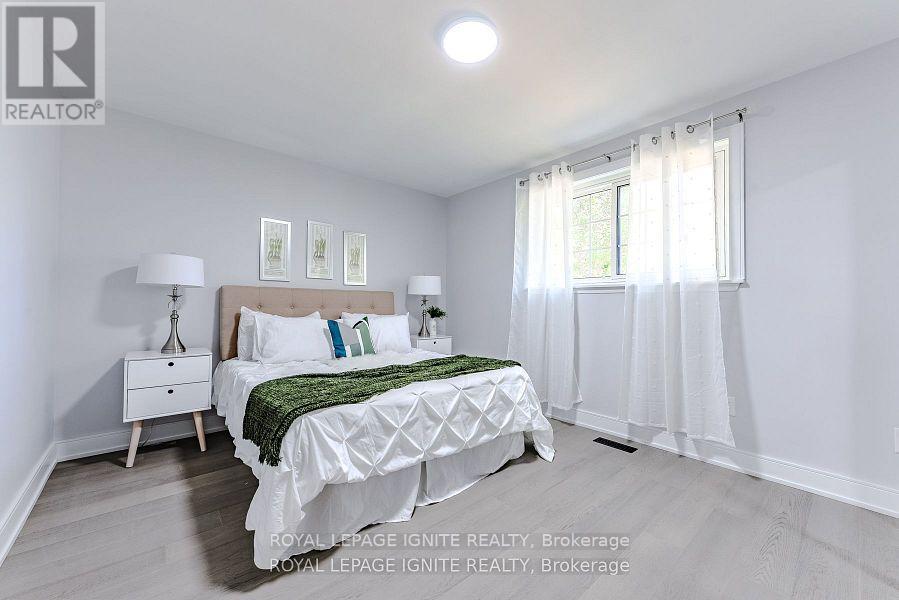 4 Drayton Crescent, Brampton, Ontario  L6T 3G7 - Photo 14 - W12479105