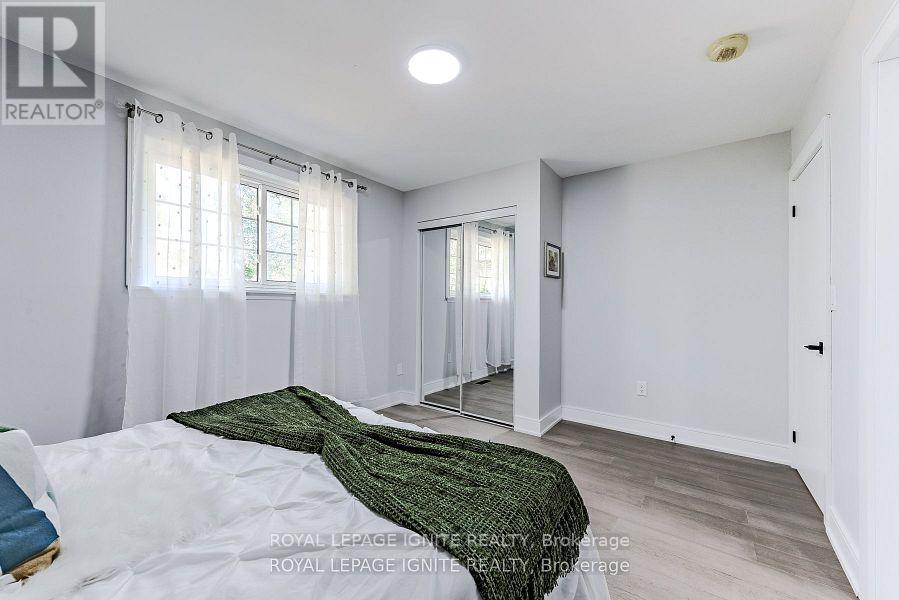 4 Drayton Crescent, Brampton, Ontario  L6T 3G7 - Photo 17 - W12479105