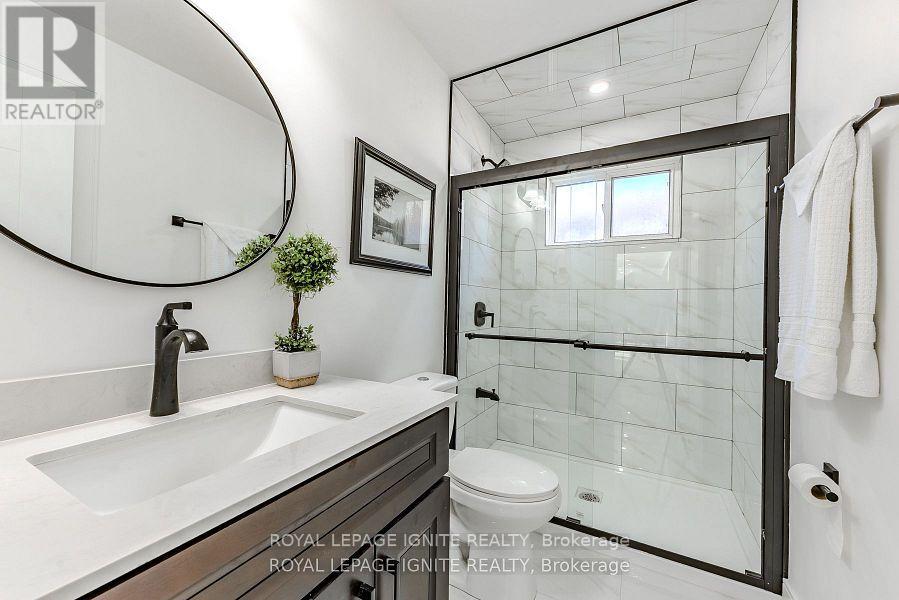 4 Drayton Crescent, Brampton, Ontario  L6T 3G7 - Photo 18 - W12479105