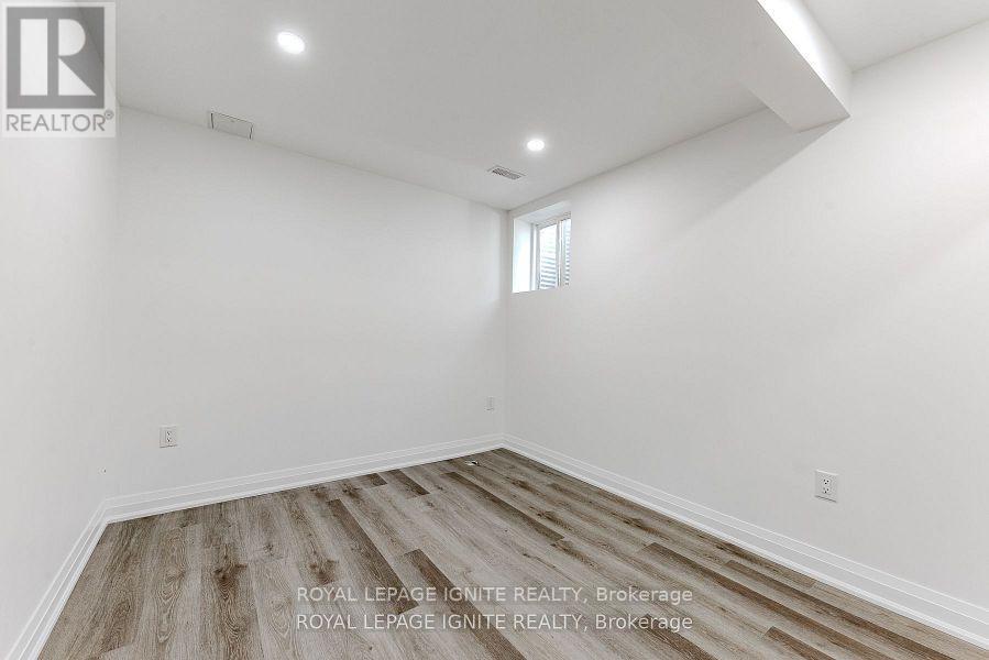 4 Drayton Crescent, Brampton, Ontario  L6T 3G7 - Photo 31 - W12479105