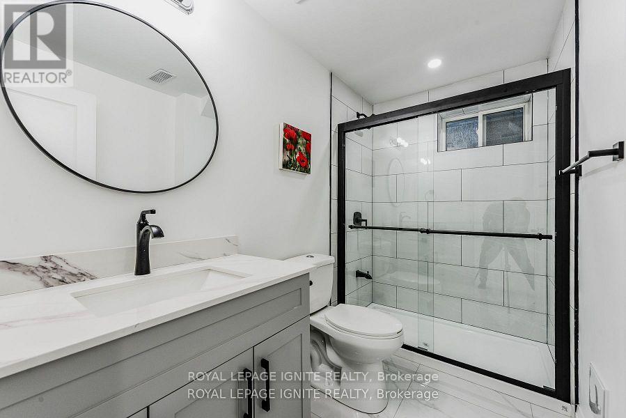 4 Drayton Crescent, Brampton, Ontario  L6T 3G7 - Photo 33 - W12479105