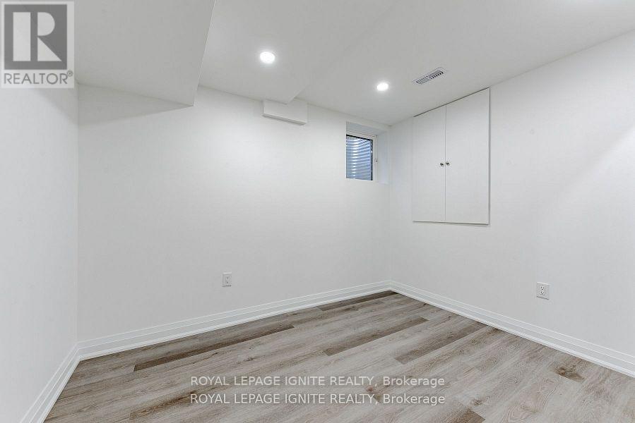 4 Drayton Crescent, Brampton, Ontario  L6T 3G7 - Photo 34 - W12479105