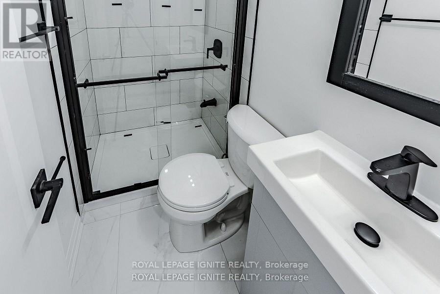 4 Drayton Crescent, Brampton, Ontario  L6T 3G7 - Photo 40 - W12479105