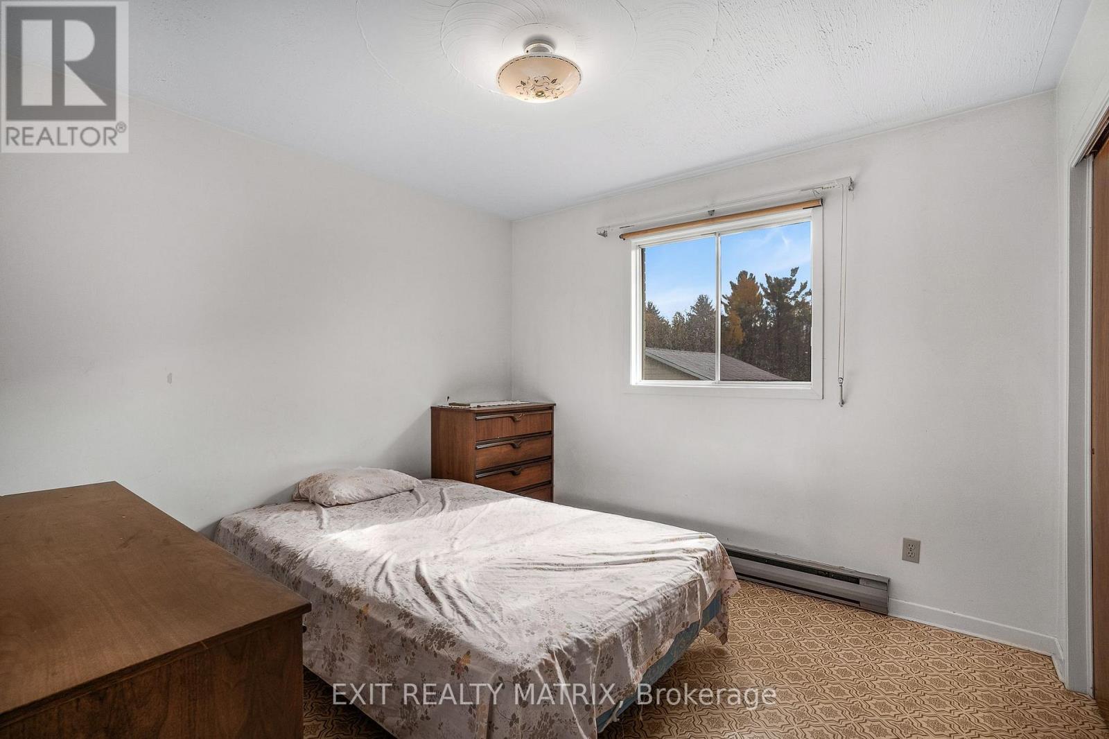 5079 County Rd 17 Road, Alfred And Plantagenet, Ontario  K0B 1A0 - Photo 14 - X12479136