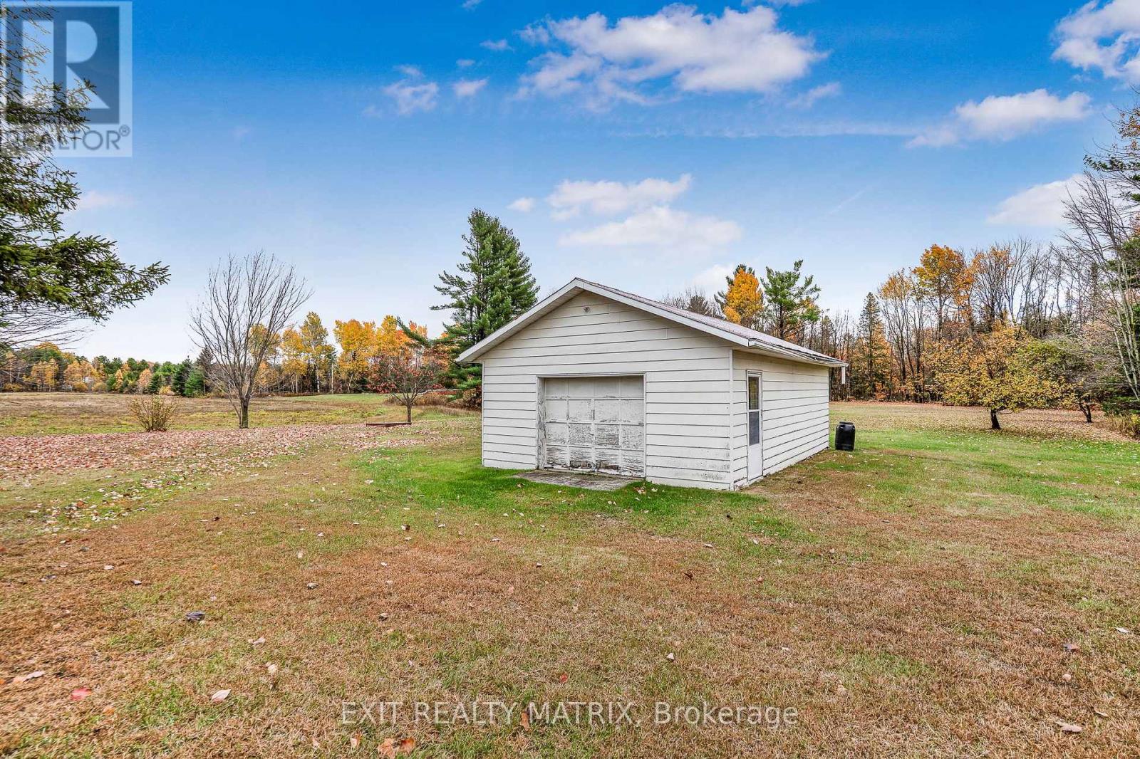 5079 County Rd 17 Road, Alfred And Plantagenet, Ontario  K0B 1A0 - Photo 28 - X12479136