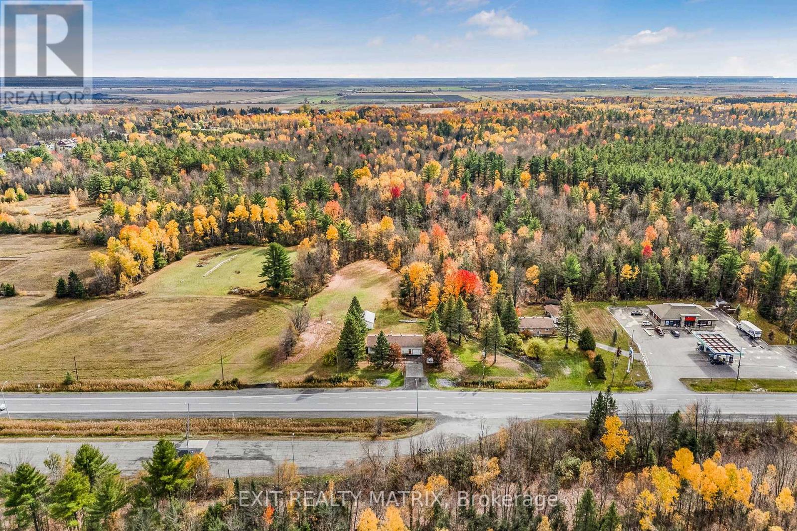 5079 County Rd 17 Road, Alfred And Plantagenet, Ontario  K0B 1A0 - Photo 31 - X12479136