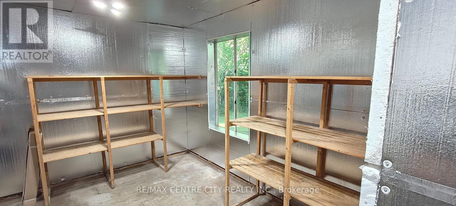 2349 Main Street, London South, Ontario  N6P 1A7 - Photo 37 - X12238725