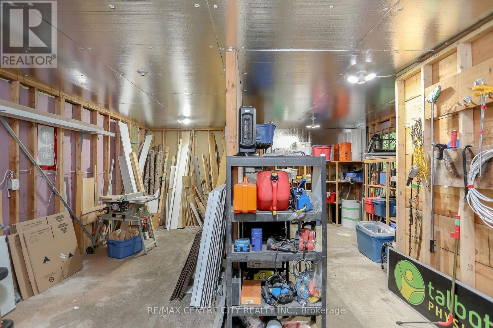 2349 Main Street, London South, Ontario  N6P 1A7 - Photo 29 - X12238725