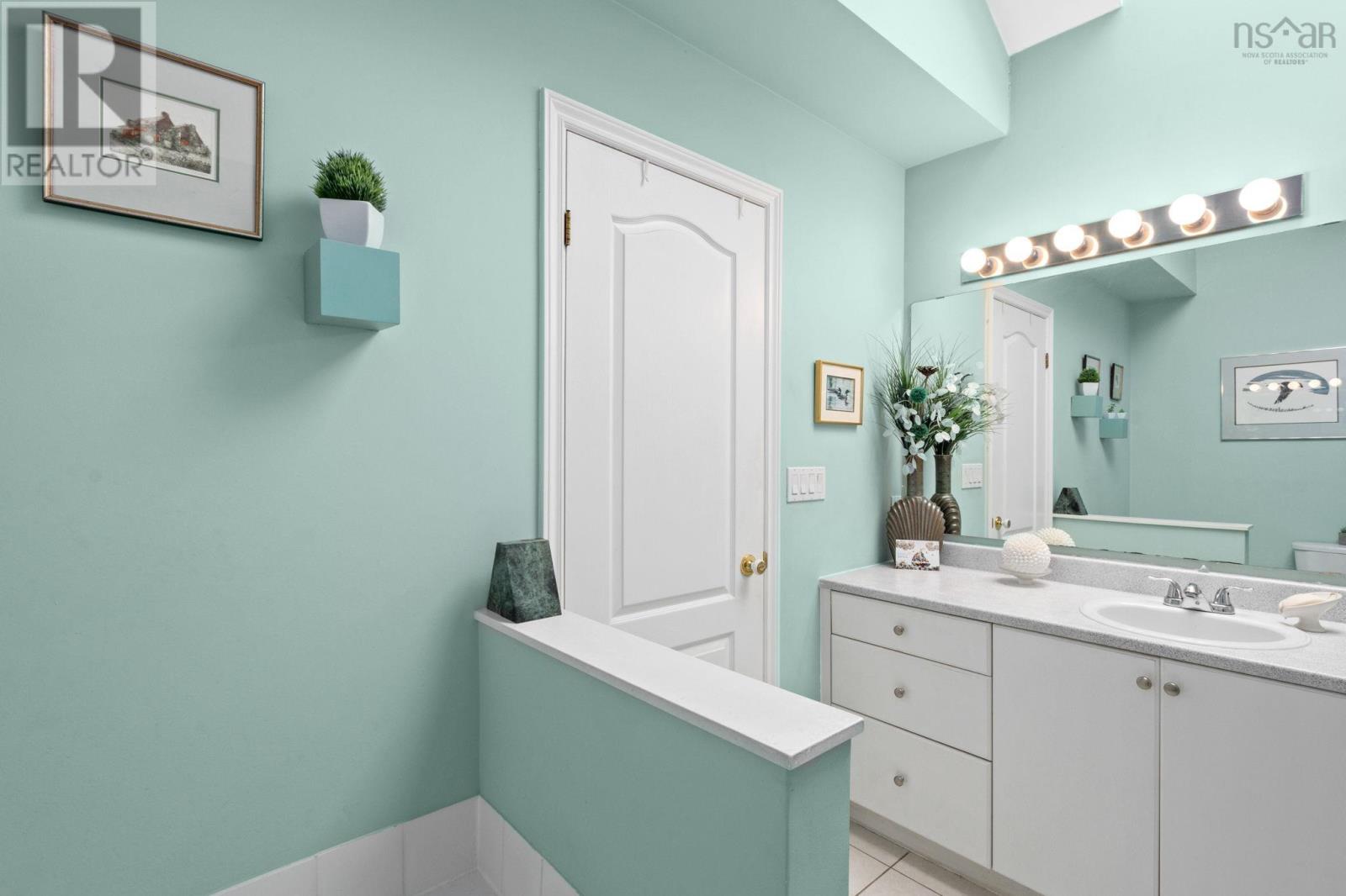 3 Bowsprit Close, Bedford, Nova Scotia  B4A 4A3 - Photo 20 - 202522250