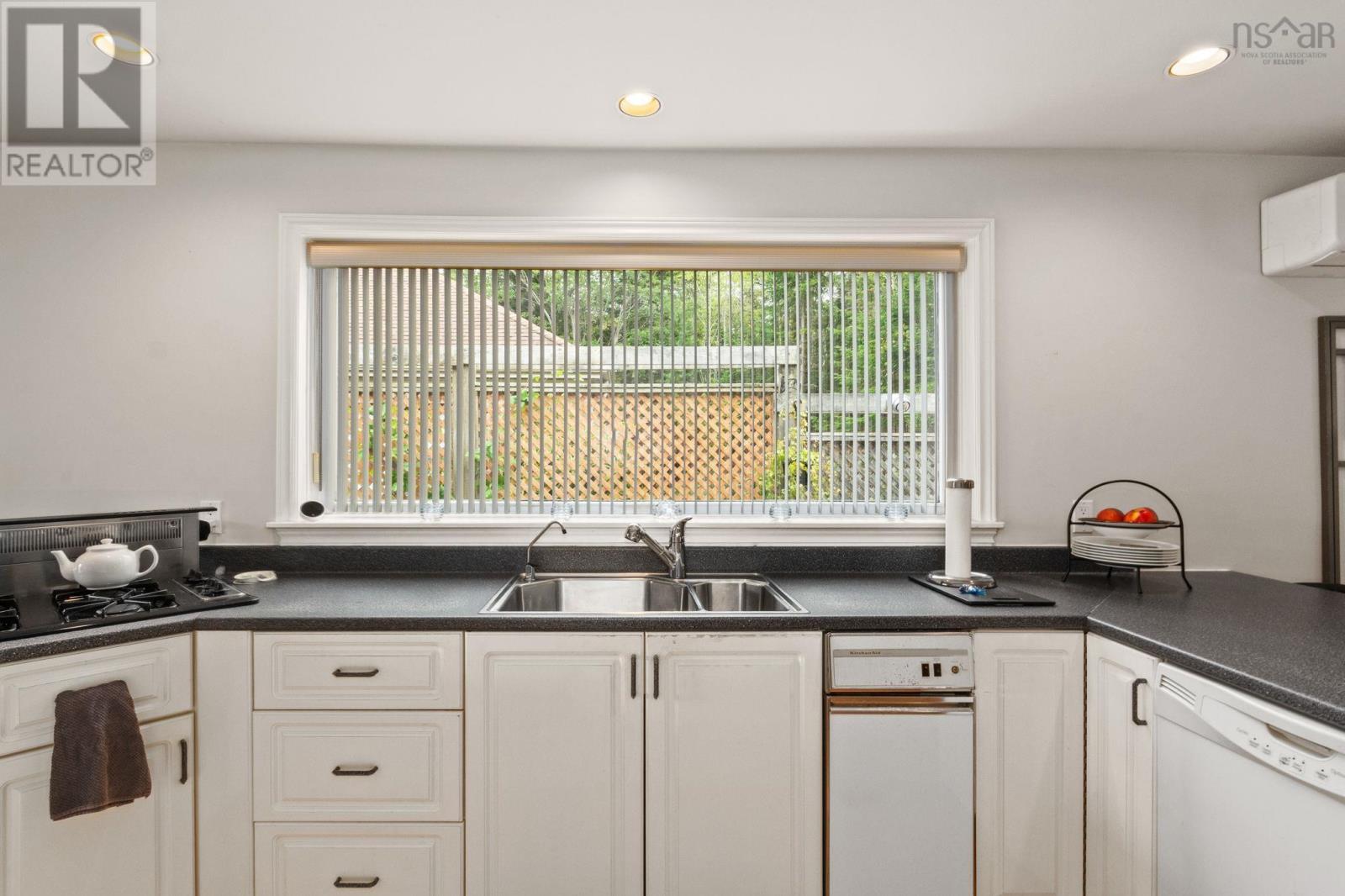 3 Bowsprit Close, Bedford, Nova Scotia  B4A 4A3 - Photo 8 - 202522250