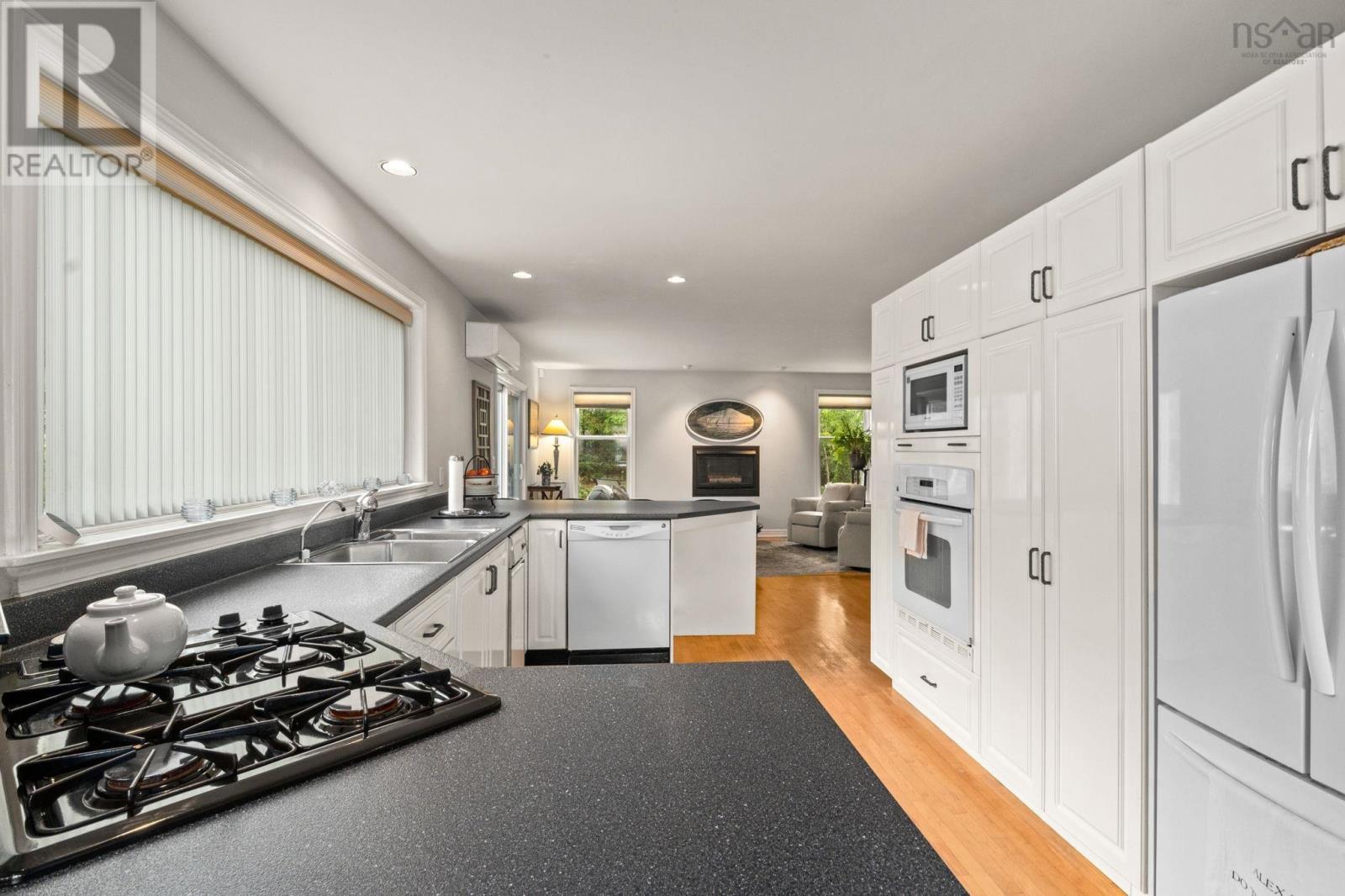 3 Bowsprit Close, Bedford, Nova Scotia  B4A 4A3 - Photo 6 - 202522250