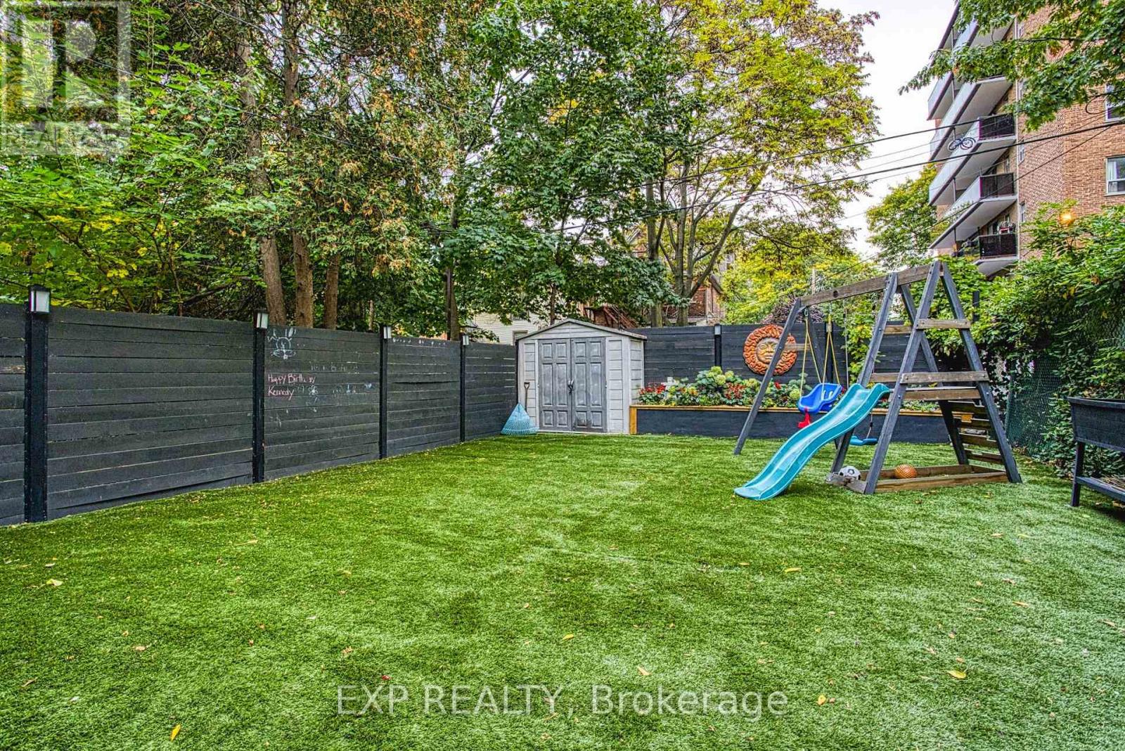 176 Emerald Street S, Hamilton, Ontario  L8N 2V7 - Photo 37 - X12479075