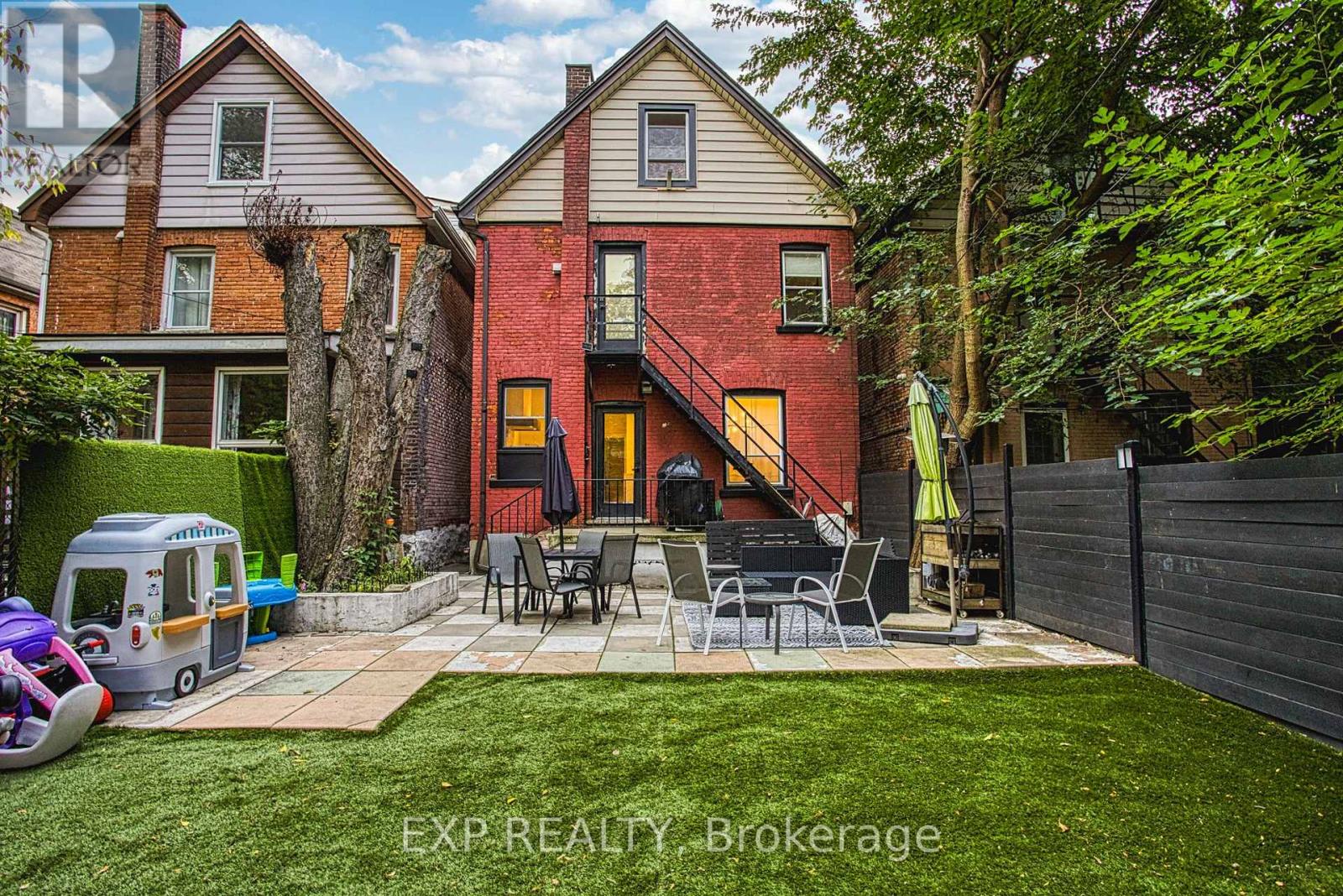 176 Emerald Street S, Hamilton, Ontario  L8N 2V7 - Photo 39 - X12479075