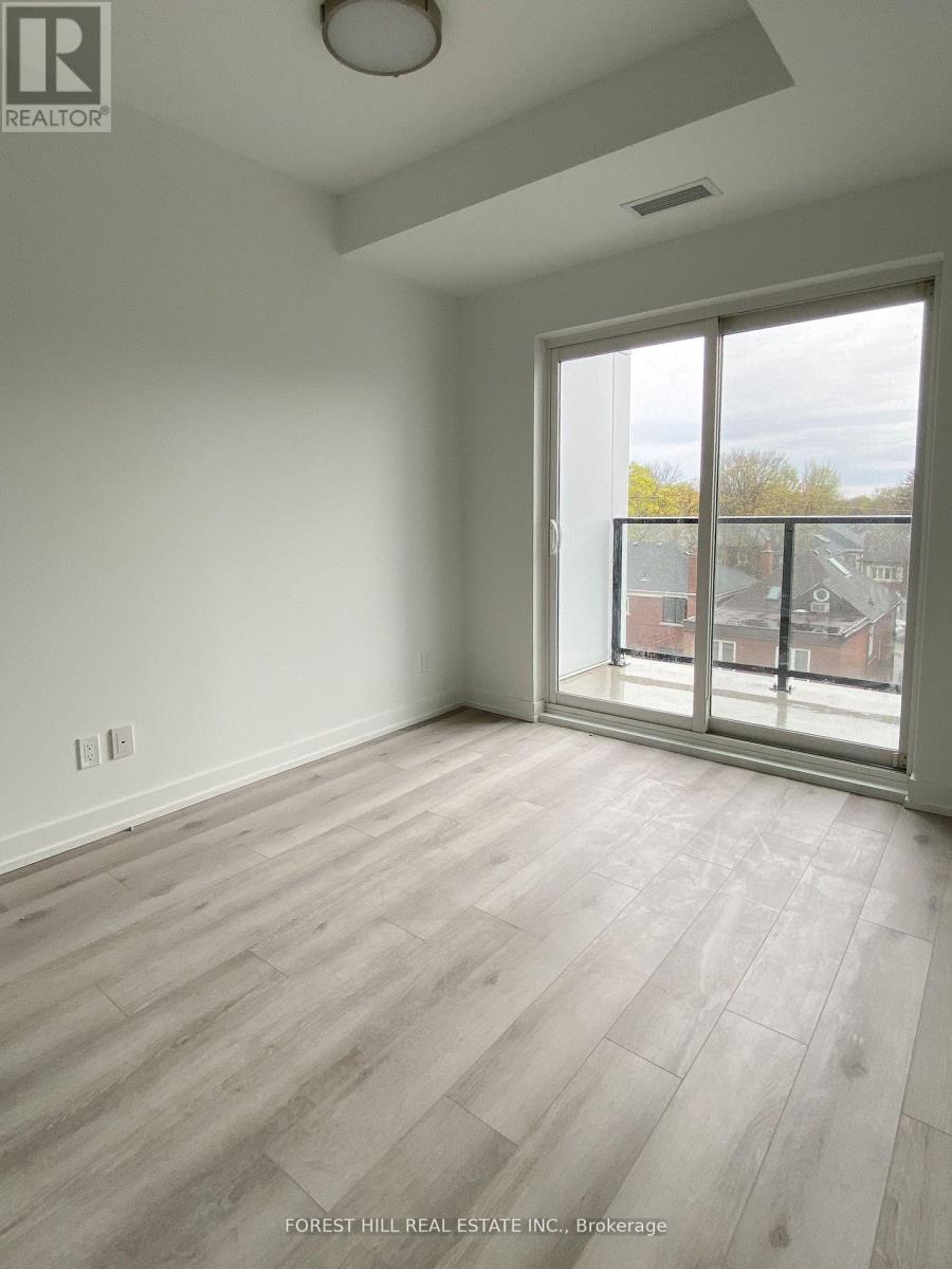 410 - 2000 Bathurst Street, Toronto (Humewood-Cedarvale), Ontario  M5P 0A7 - Photo 4 - C12479124