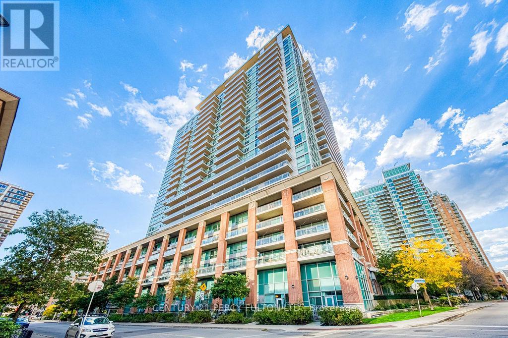 411 - 80 WESTERN BATTERY ROAD, Toronto, Ontario