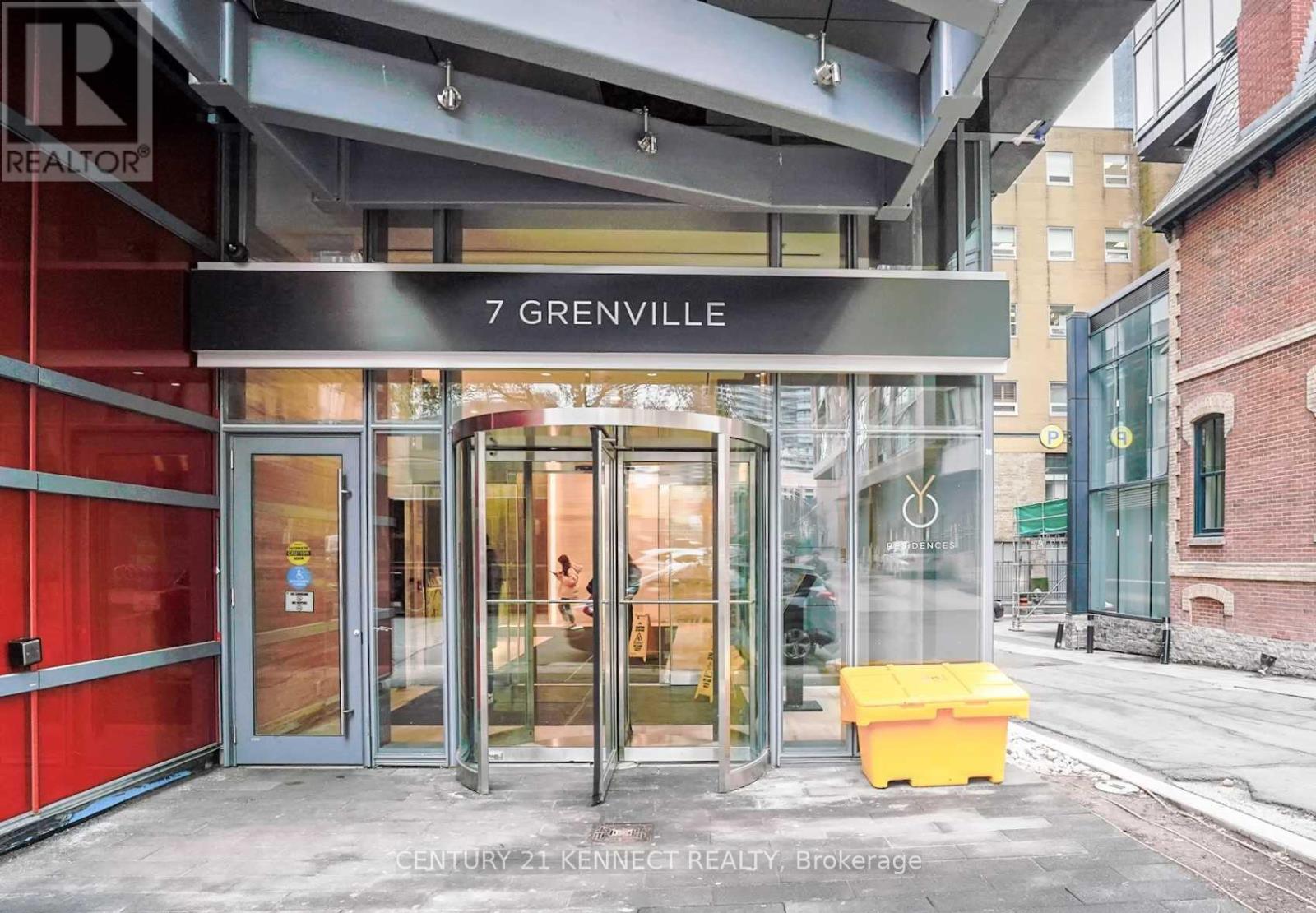 2413 - 7 Grenville Street, Toronto, Ontario  M4Y 0E9 - Photo 2 - C12479198