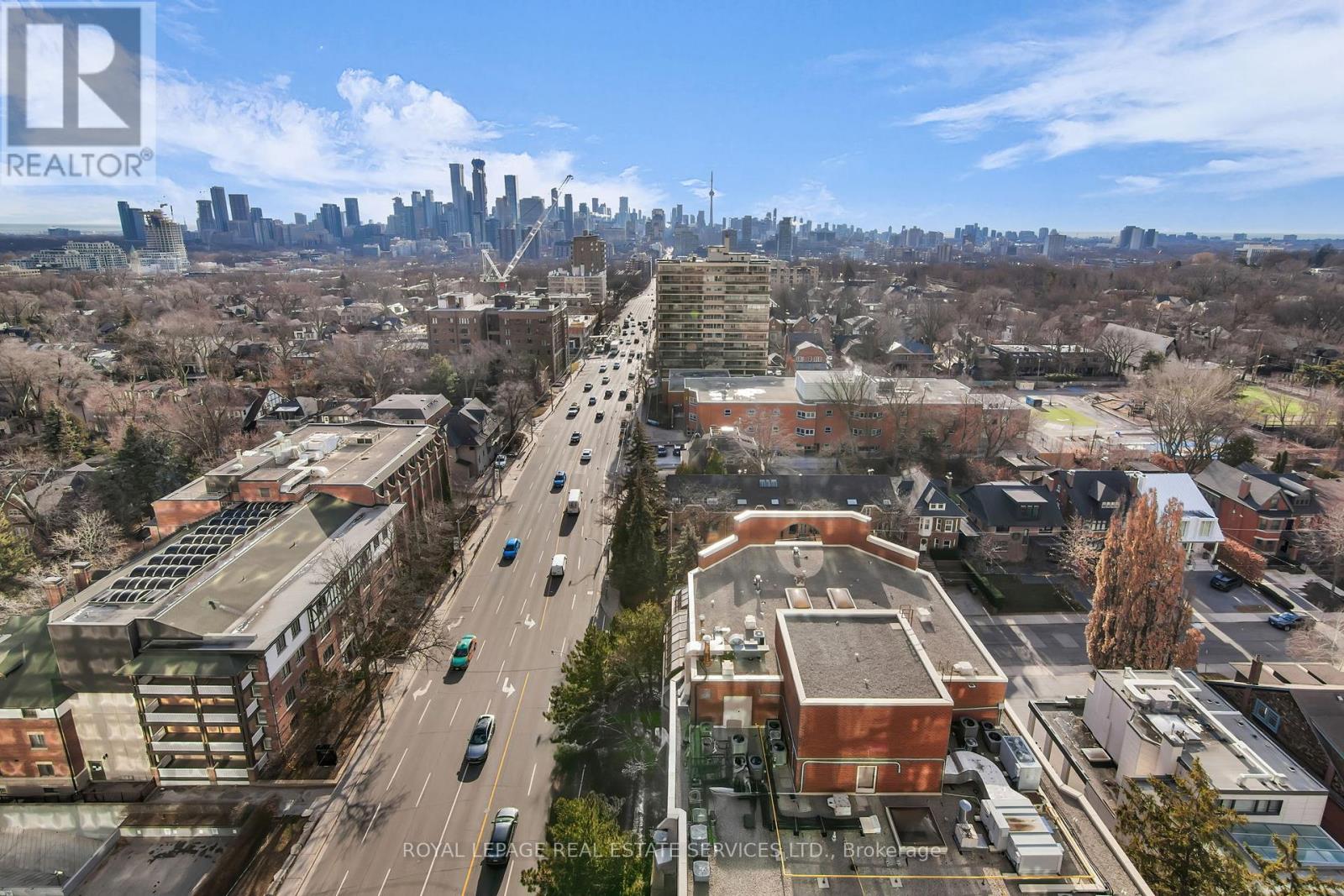 1701 - 155 St Clair Avenue W, Toronto, Ontario  M4V 0A1 - Photo 18 - C12479228