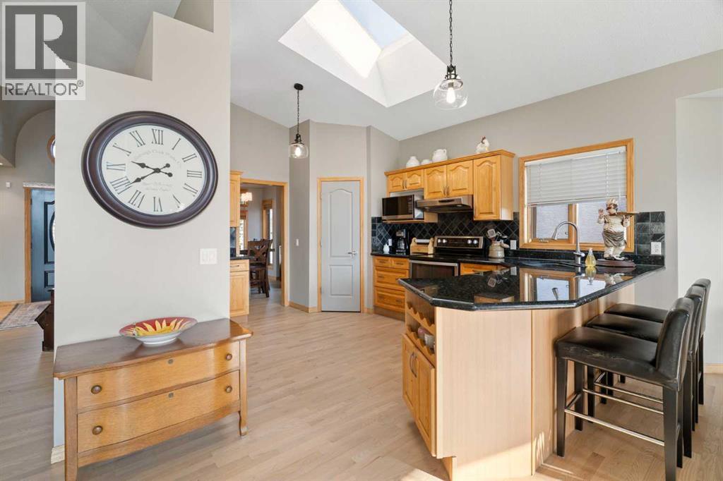 99 Citadel Grove Nw, Calgary, Alberta  T3G 4G8 - Photo 8 - A2256047