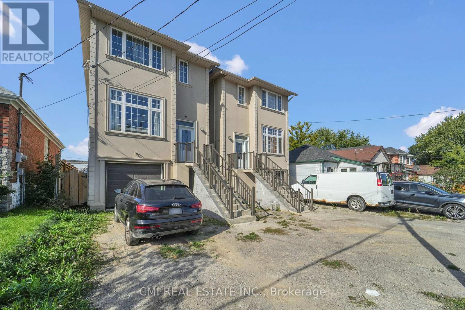 20 Jeavons Avenue, Toronto, Ontario  M1K 1S8 - Photo 2 - E12479145