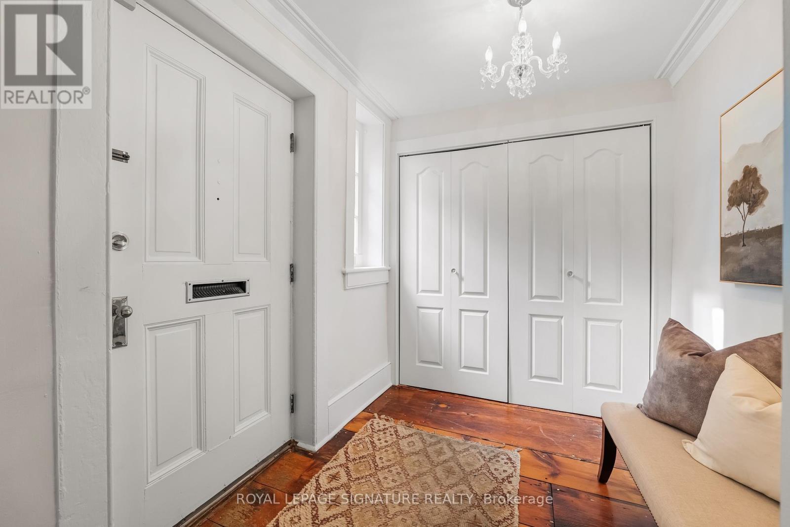 22 Beechwood Crescent, Toronto, Ontario  M4K 2K8 - Photo 2 - E12479193
