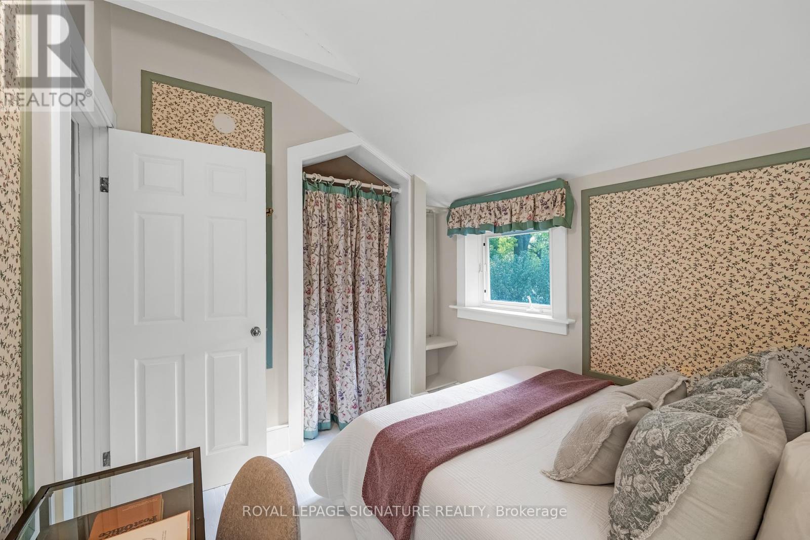 22 Beechwood Crescent, Toronto, Ontario  M4K 2K8 - Photo 20 - E12479193