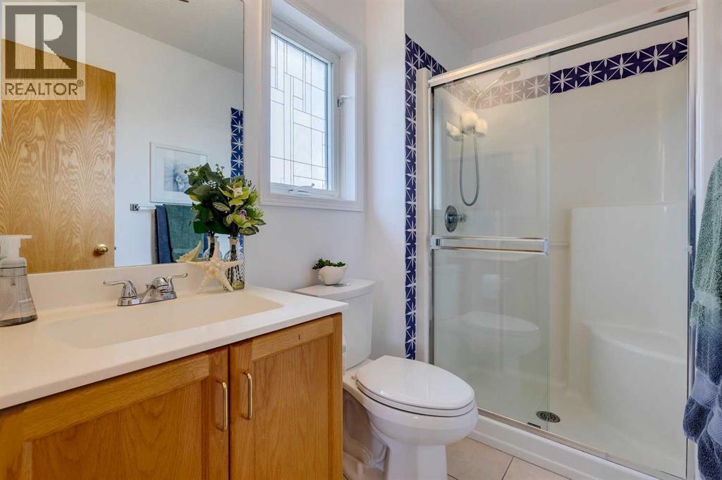 396 Regal Park Ne, Calgary, Alberta  T2E 0S6 - Photo 20 - A2265042