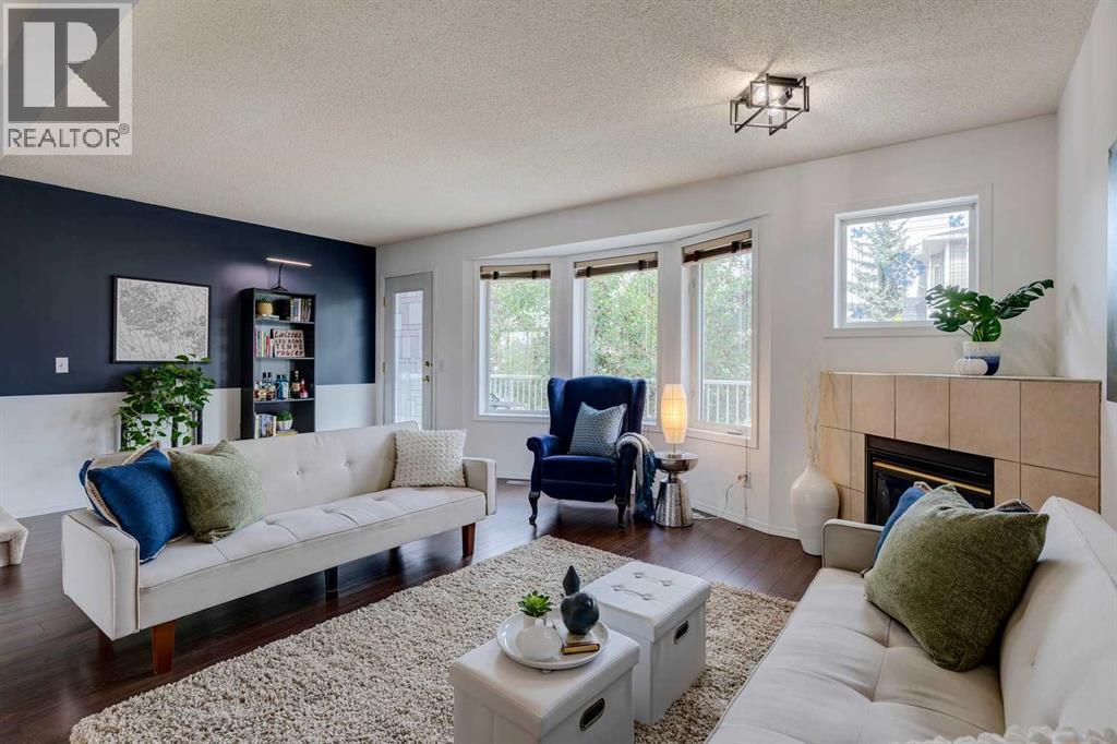 396 Regal Park Ne, Calgary, Alberta  T2E 0S6 - Photo 2 - A2265042