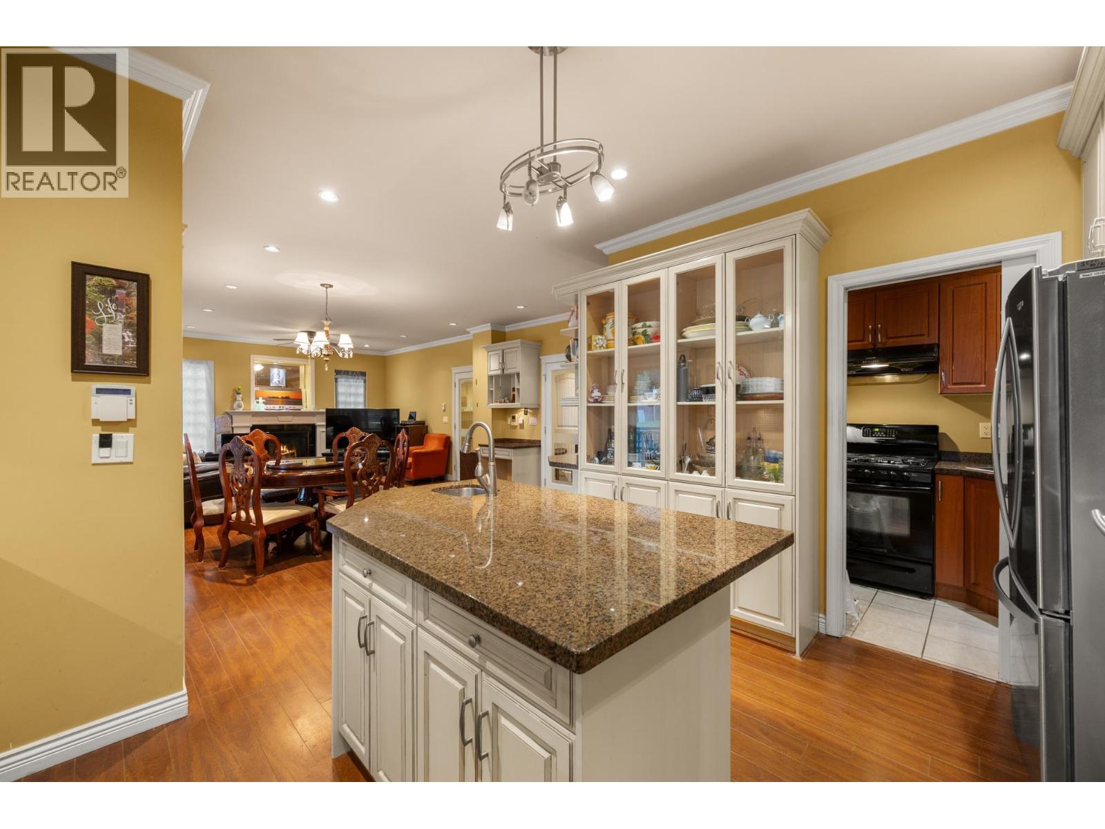 7058 Patterson Avenue, Burnaby, British Columbia  V5J 3N7 - Photo 15 - R3061105
