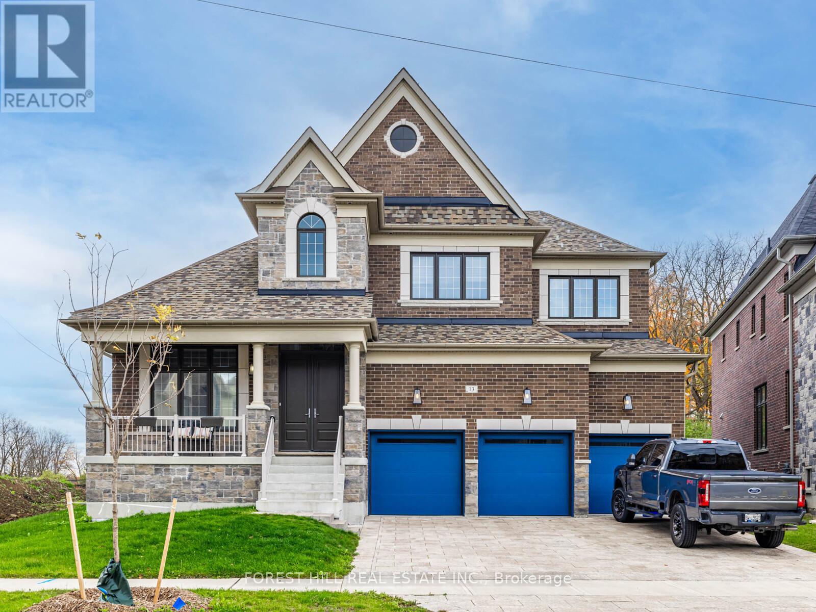 13 Pellegrini Drive, Vaughan, Ontario  L4H 4A2 - Photo 2 - N12479051