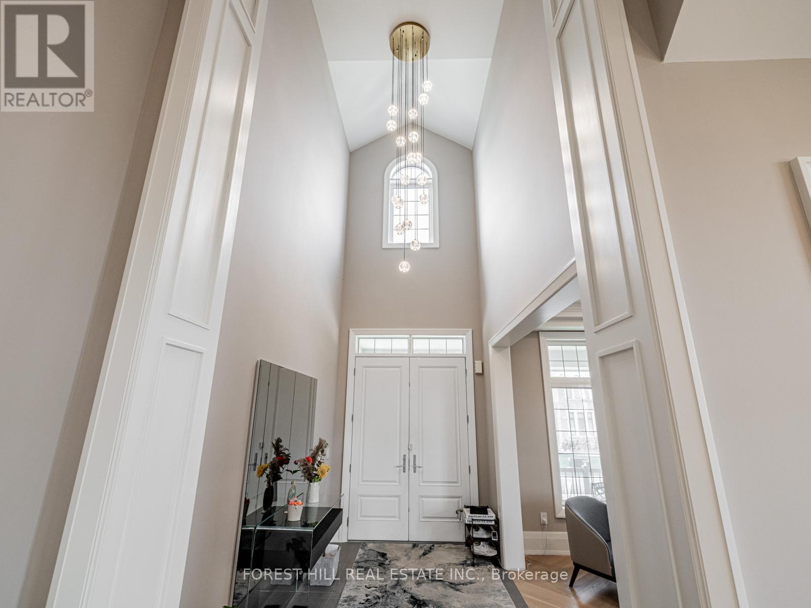 13 Pellegrini Drive, Vaughan, Ontario  L4H 4A2 - Photo 3 - N12479051