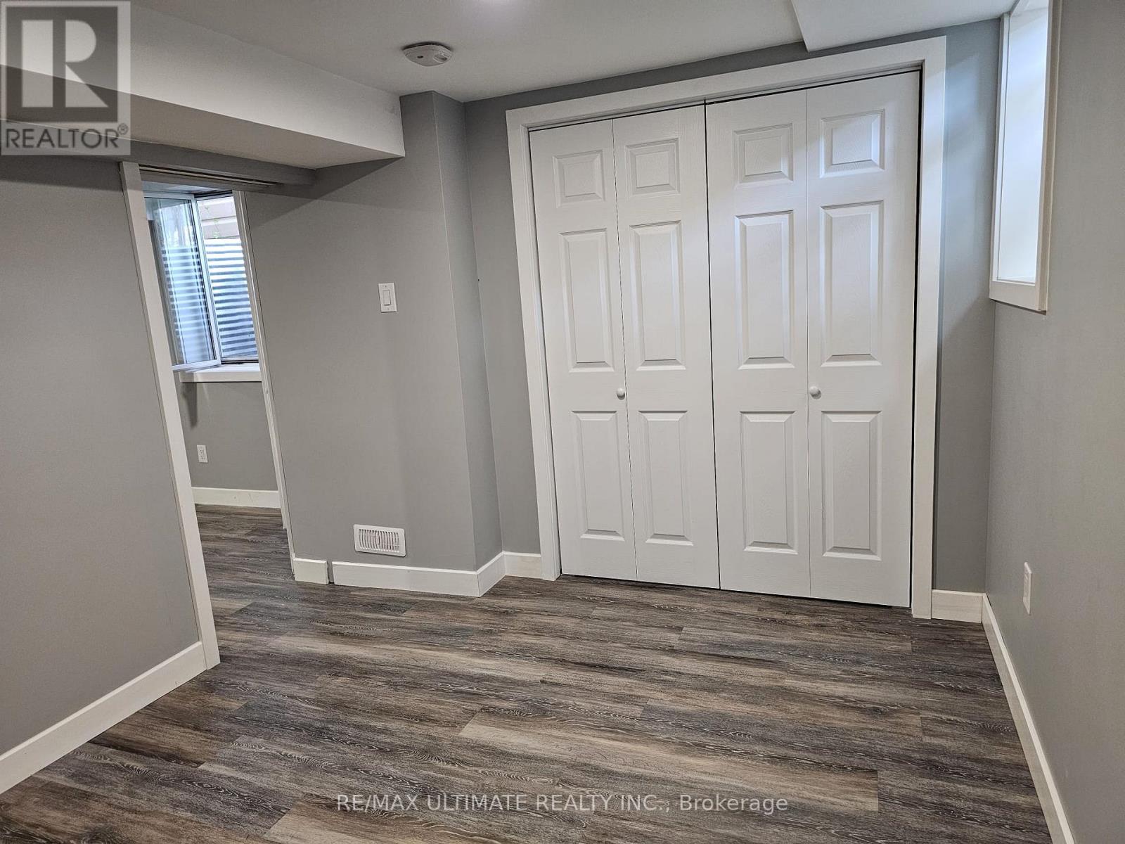 Lower - 977 Ferndale Crescent, Newmarket, Ontario  L3Y 6B6 - Photo 4 - N12479117